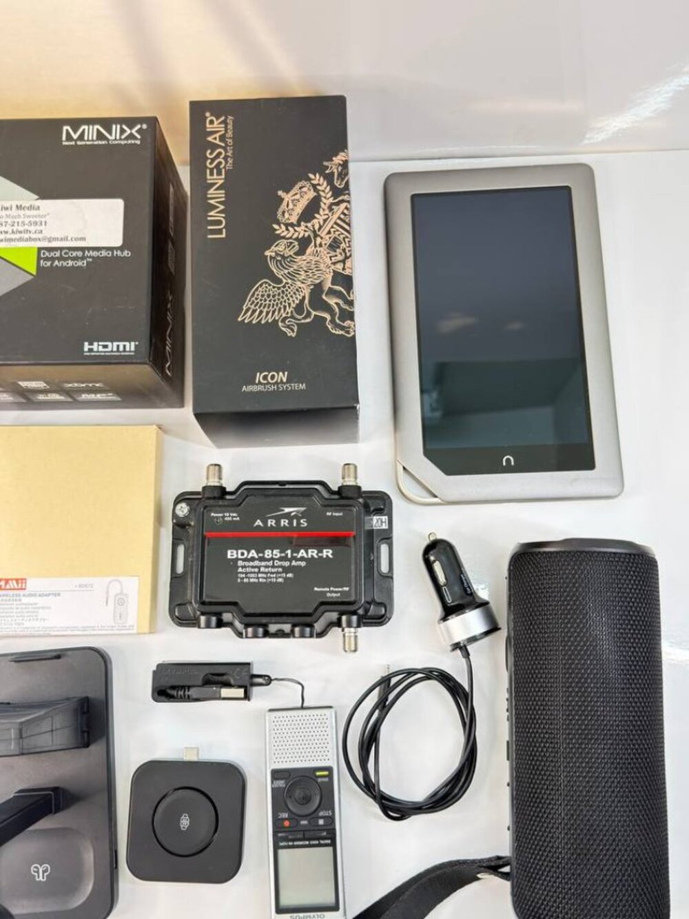 Electronics Bundle / Reseller Lot – Apple, Nook, Olympus, Luminess Air & More - Picture 6 of 11